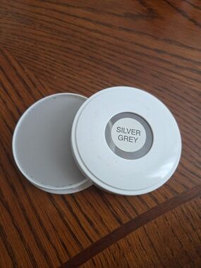 DermMatch Hair Loss Concealer Topical Scalp Shading Silver-Grey 1.4 oz